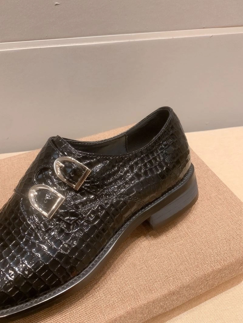 Elegant Gxvxnchy Leather Shoes 154999