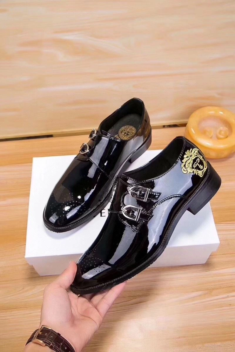 Gxvxnchy Leather Shoes ModernLook 154993