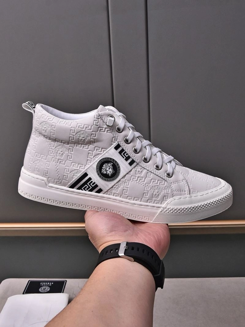 Flexible Gxvxnchy Sneakers 154835