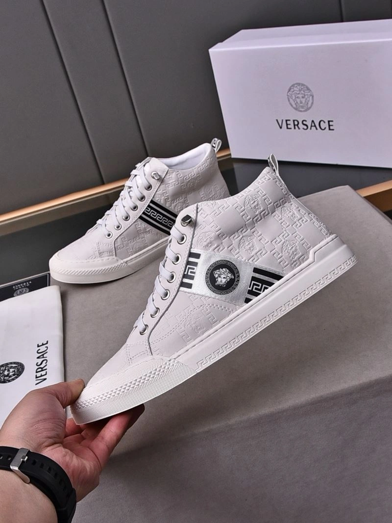 Flexible Gxvxnchy Sneakers 154835