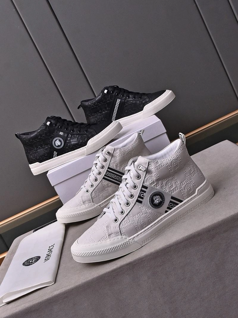 Flexible Gxvxnchy Sneakers 154835