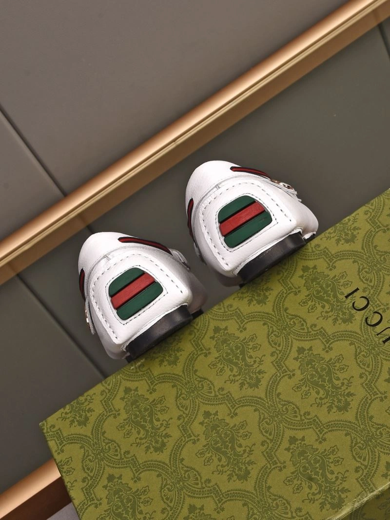 Versatile Gxccx Sneakers 166774
