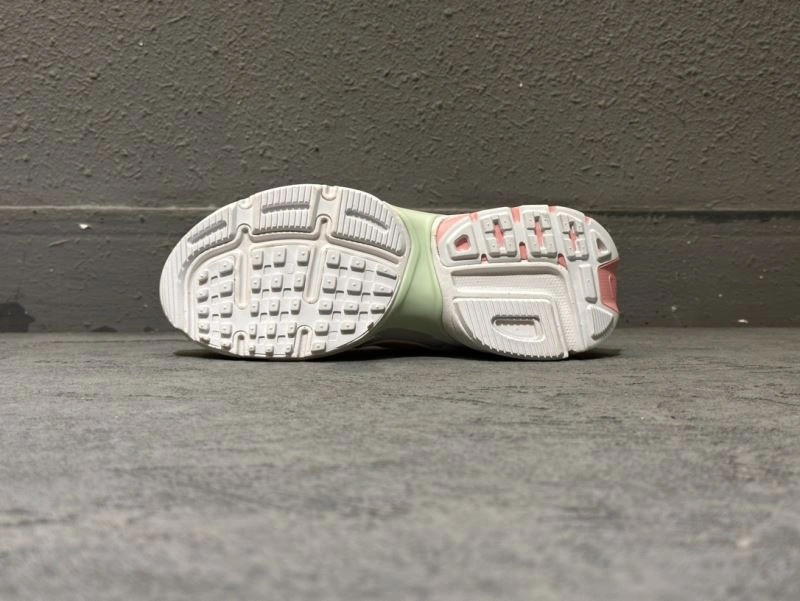 Bxlxnciaga Sneakers Vibrant 110504