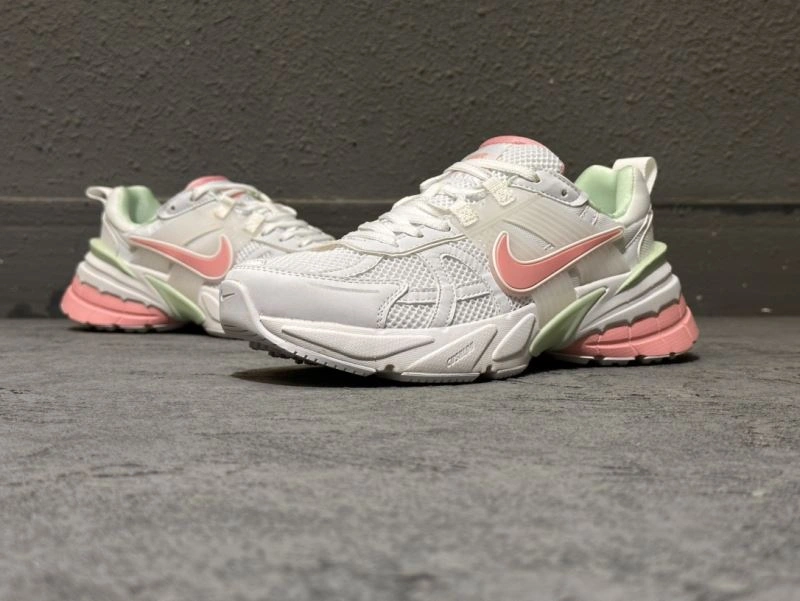 Bxlxnciaga Sneakers Vibrant 110504