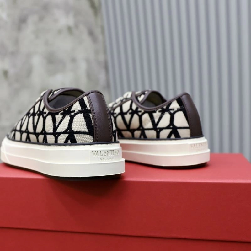 Trendsetting Vxlxntino Casual Shoes 233477