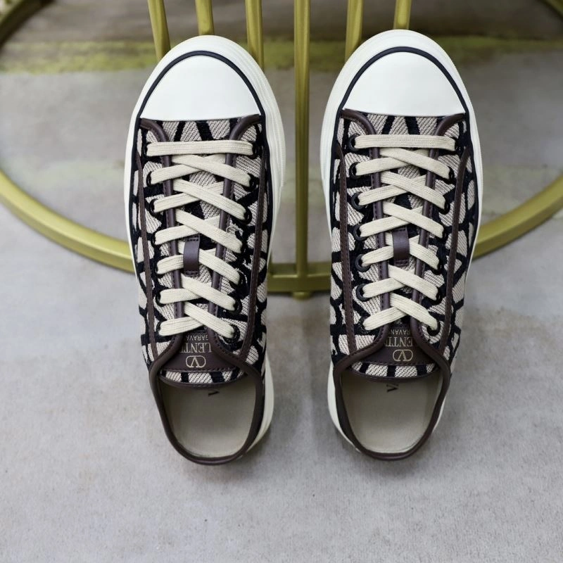 Classic Vxlxntino Casual Shoes 233472