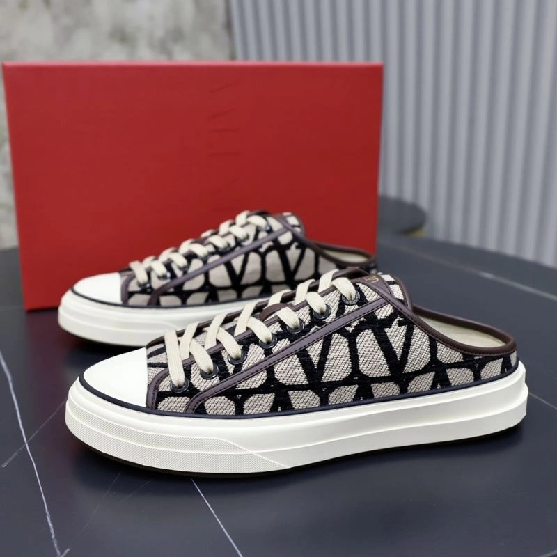 Classic Vxlxntino Casual Shoes 233472