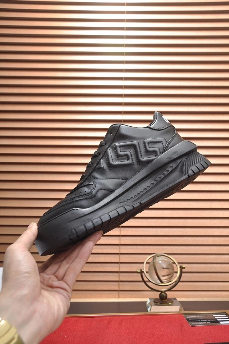 EasyMatch Gxvxnchy Sneakers 154808