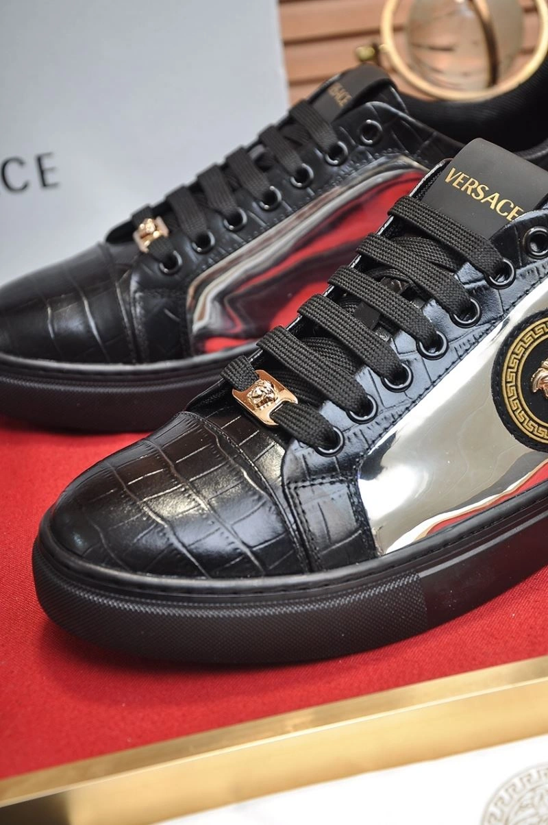 Cozy Gxvxnchy Sneakers 154806