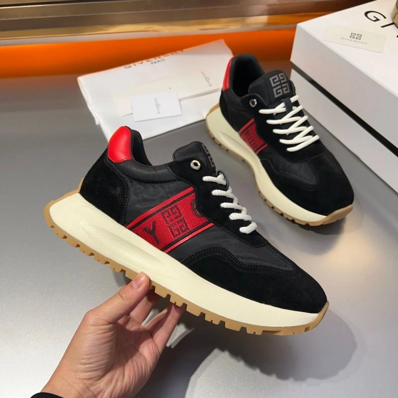 UrbanStyle Gxvxnchy Sneakers 154798