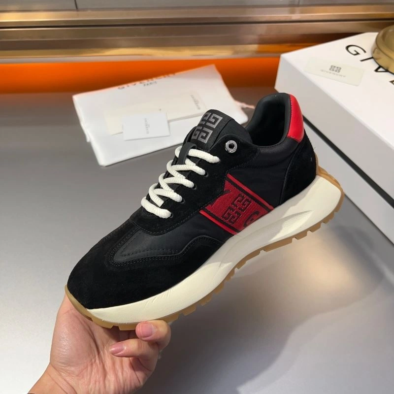 UrbanStyle Gxvxnchy Sneakers 154798