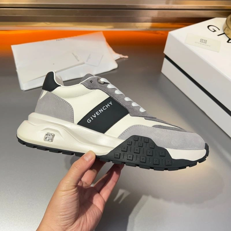 Gxvxnchy Sneakers Breathable 154800