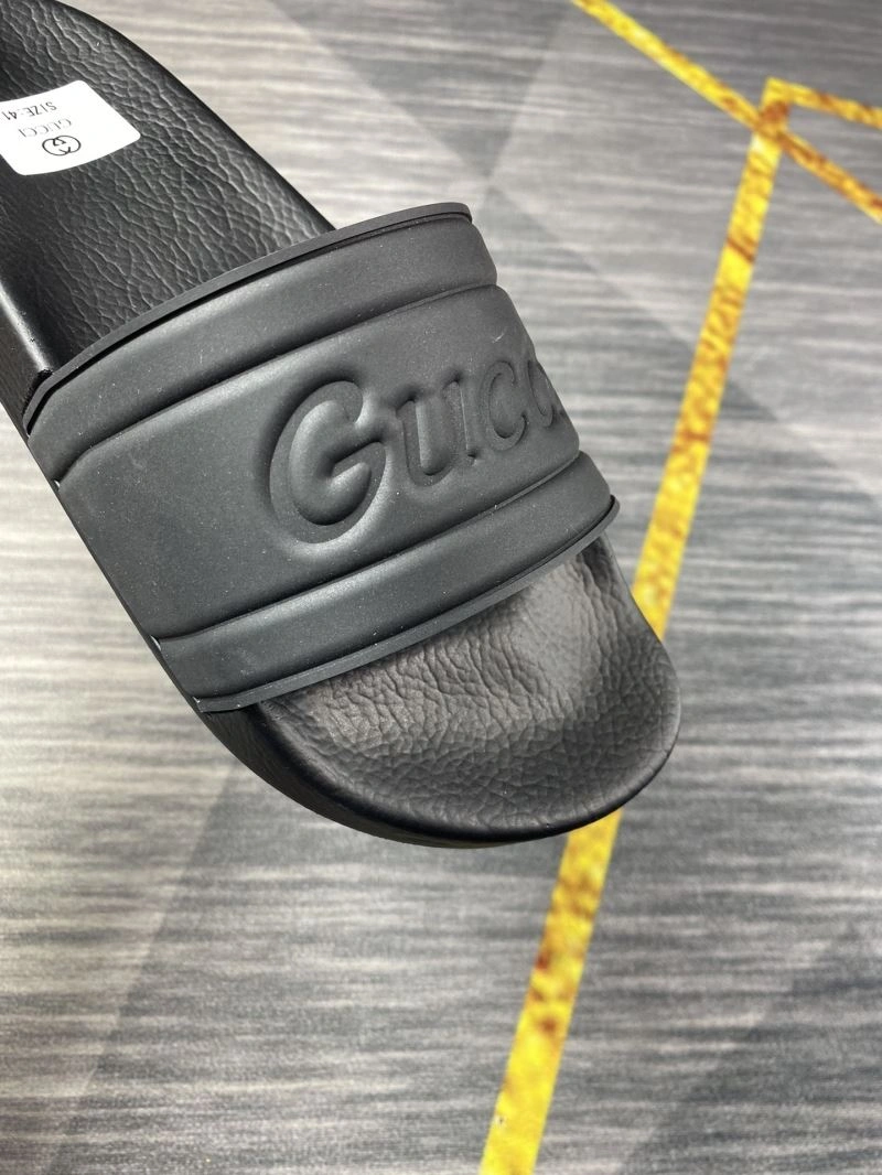 Versatile Gxccx Slippers 167000