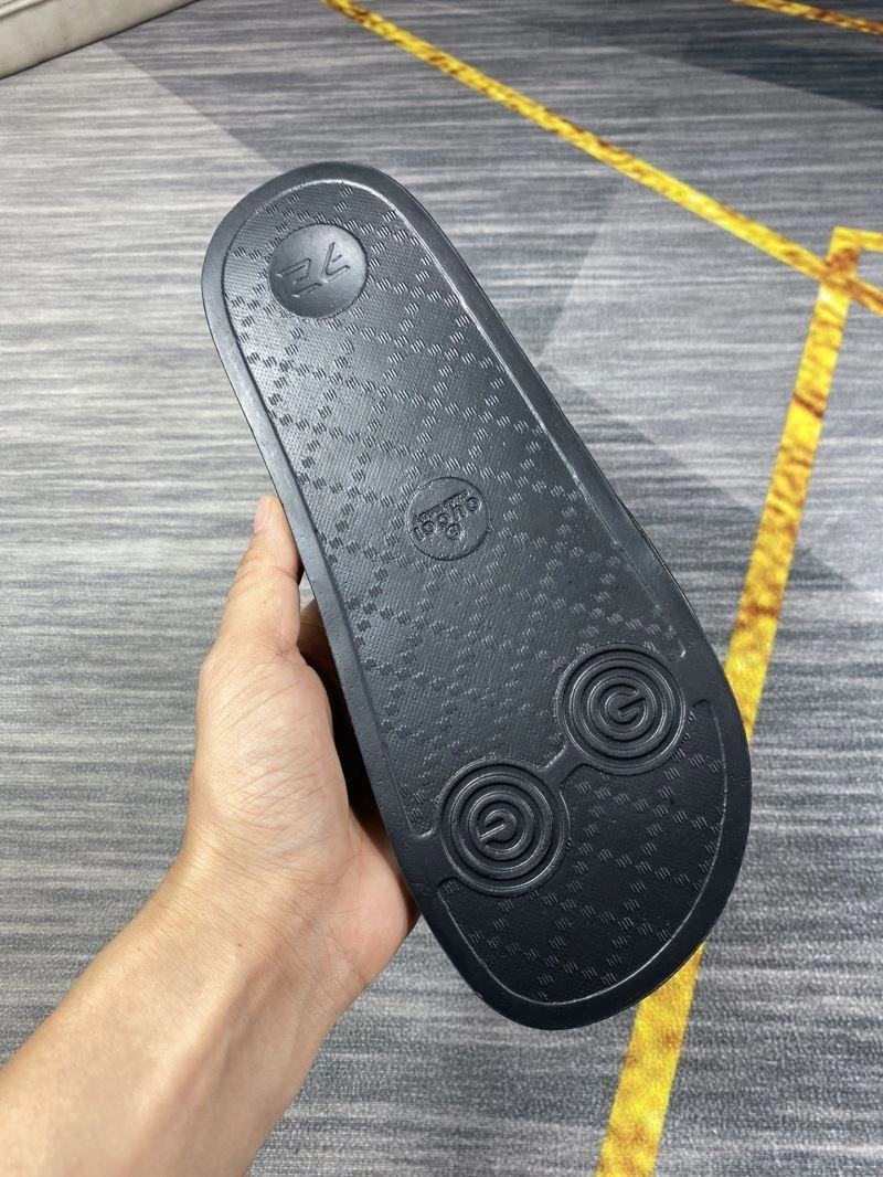 Affordable Gxccx Slippers 166999