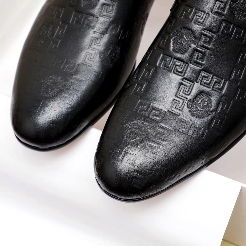Affordable Gxvxnchy Leather Shoes 154968