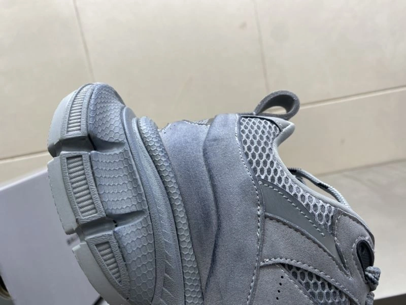 Trendsetting Bxlxnciaga Sneakers 110495