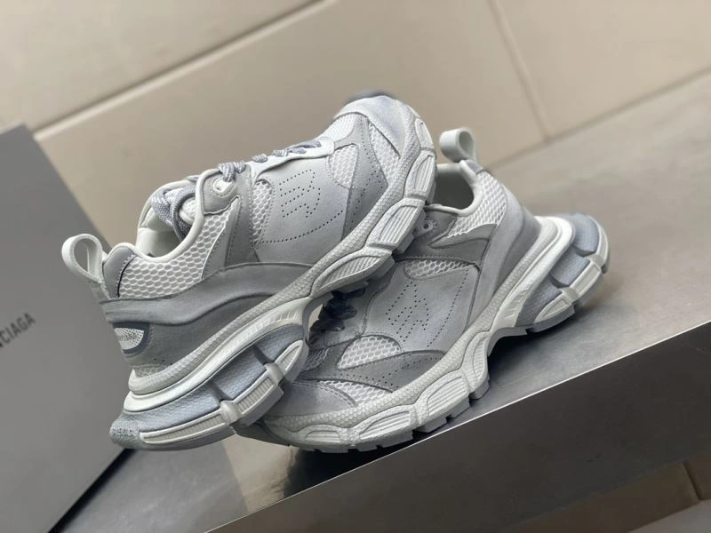 Versatile Bxlxnciaga Sneakers 110492