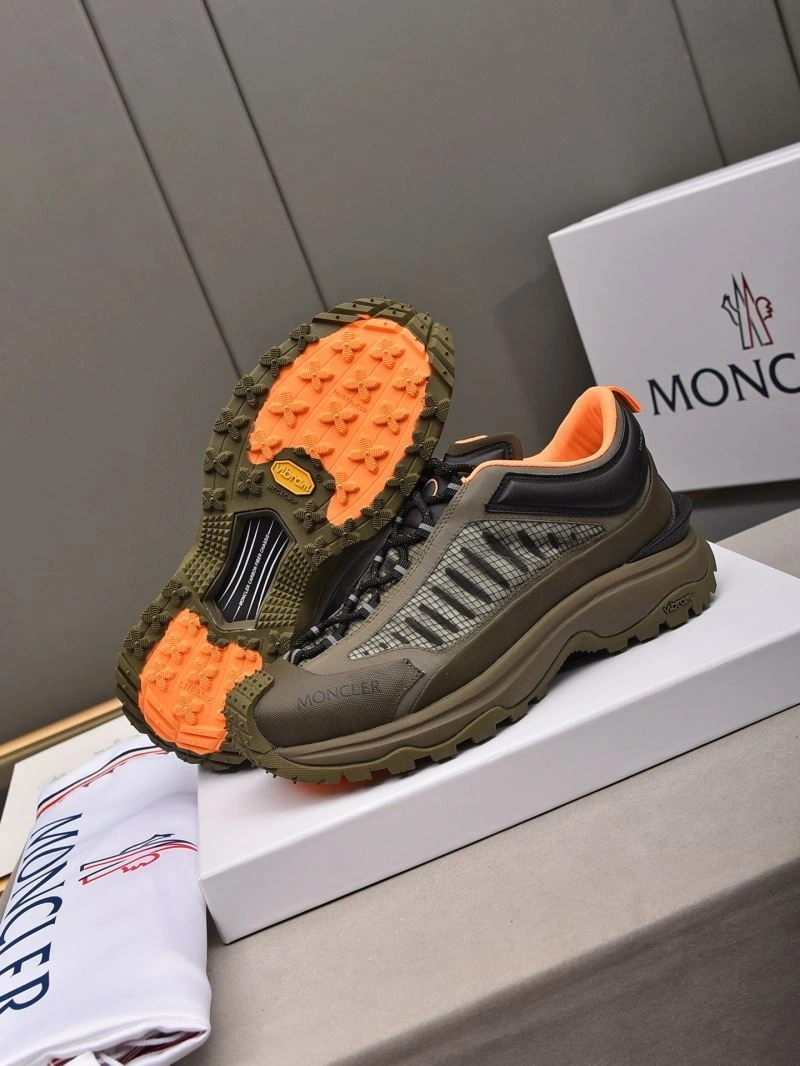 WellDesigned Mxnclxr Sneakers 197695