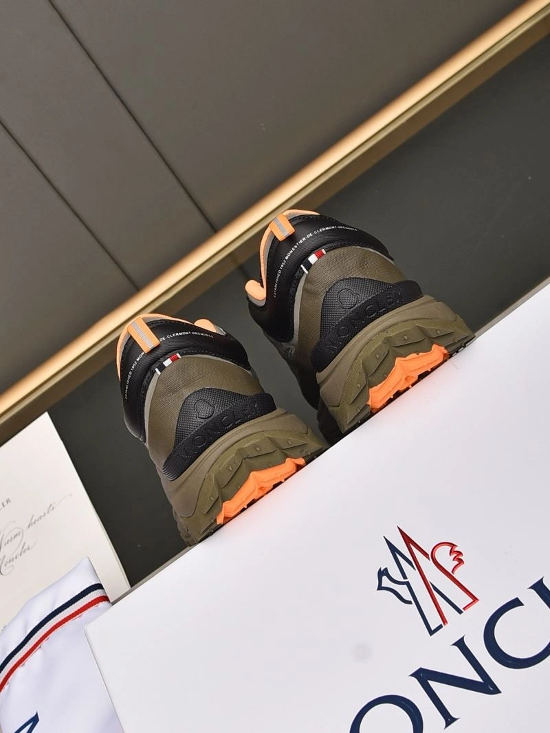WellDesigned Mxnclxr Sneakers 197695