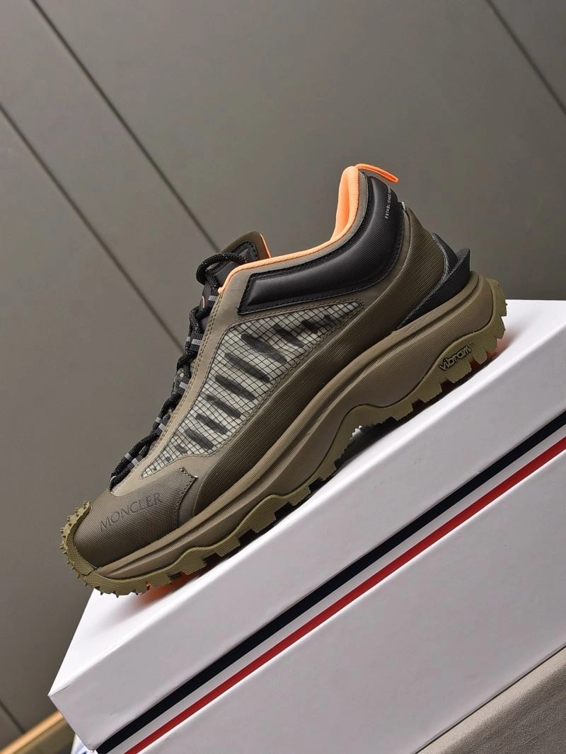 WellDesigned Mxnclxr Sneakers 197695