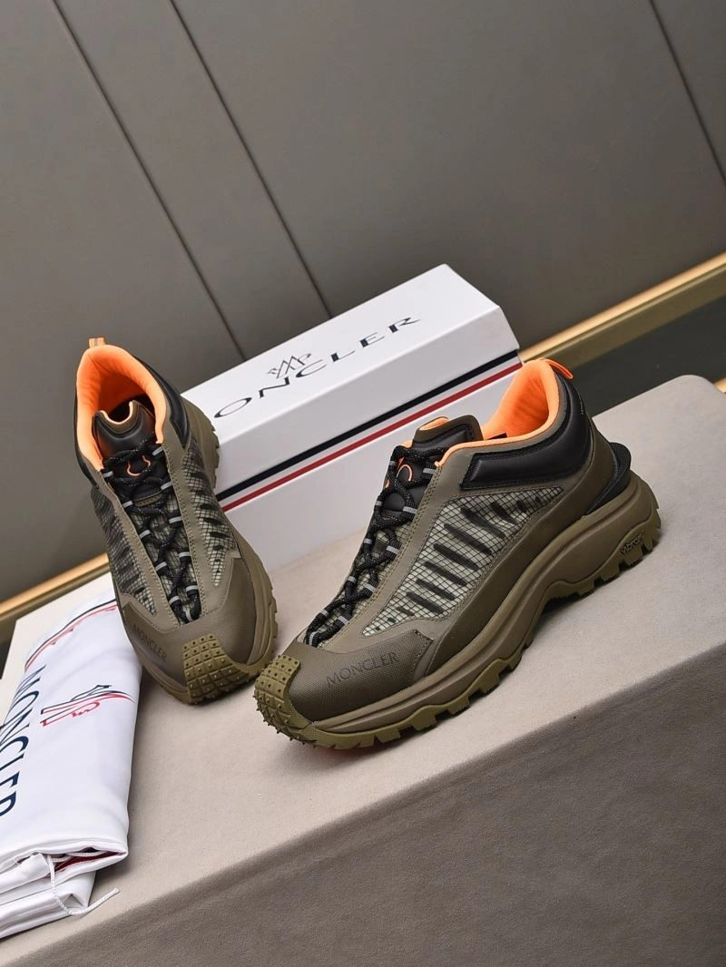 WellDesigned Mxnclxr Sneakers 197695