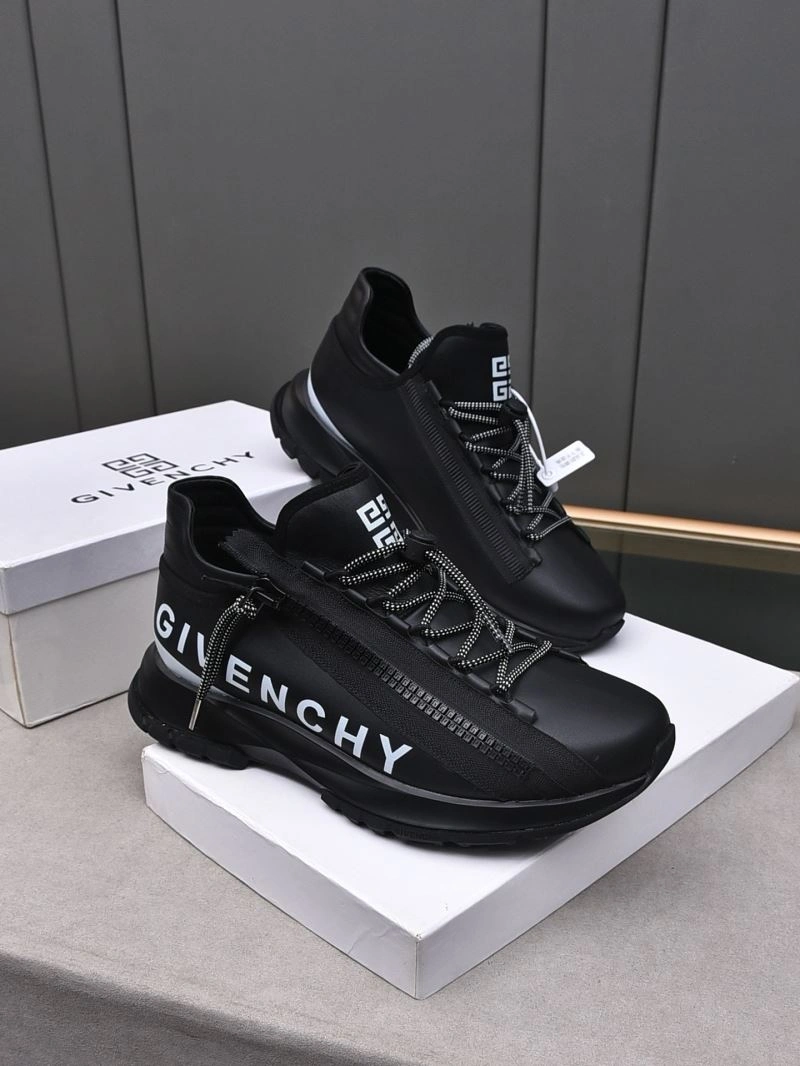 DailyWear Gxvxnchy Sneakers 154791