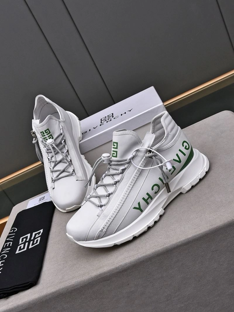 ModernLook Gxvxnchy Sneakers 154803