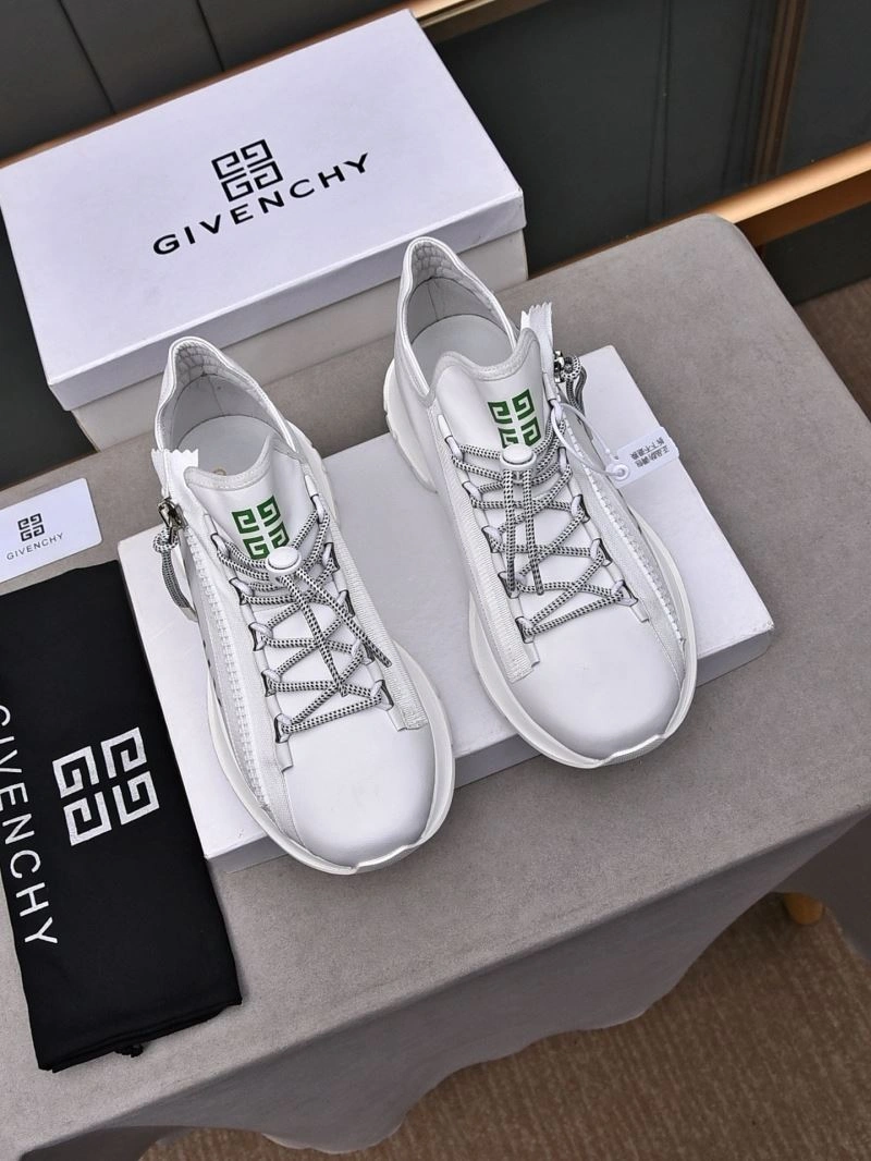 ModernLook Gxvxnchy Sneakers 154803