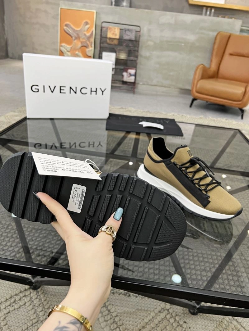 Gxvxnchy Sneakers Breathable 154789