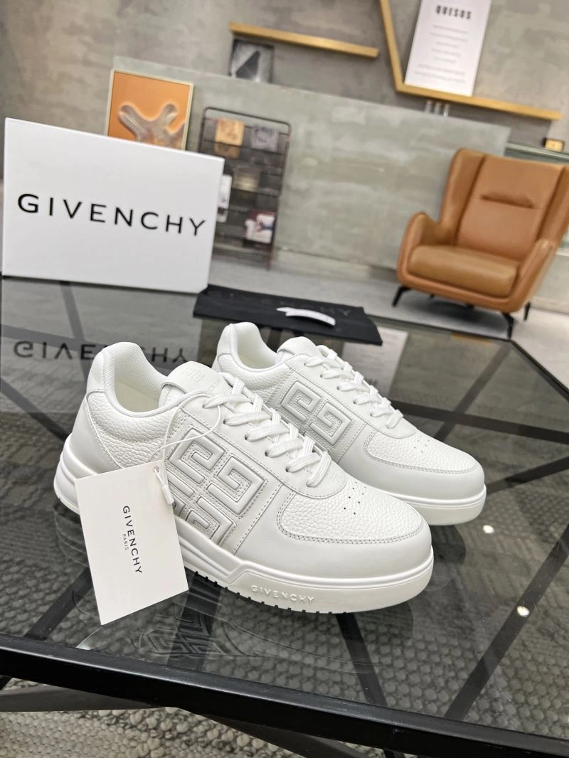 ModernLook Gxvxnchy Sneakers 154785