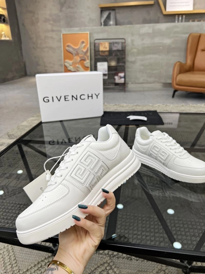 ModernLook Gxvxnchy Sneakers 154785
