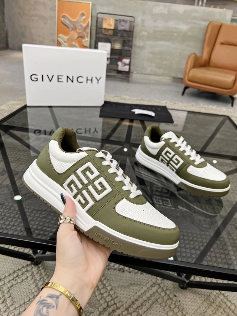 Gxvxnchy Sneakers Timeless 154788