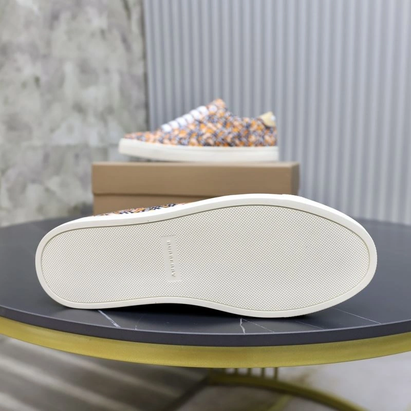 Elegant Bxrbxrry Sneakers 115679