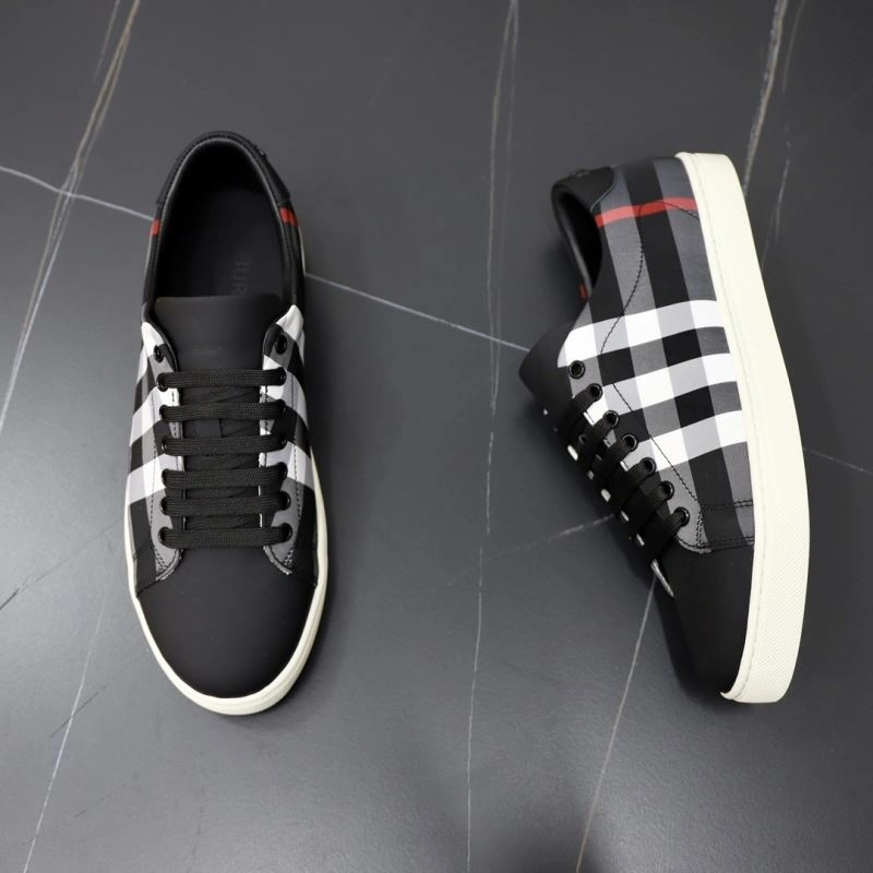 Soft Bxrbxrry Sneakers 115671