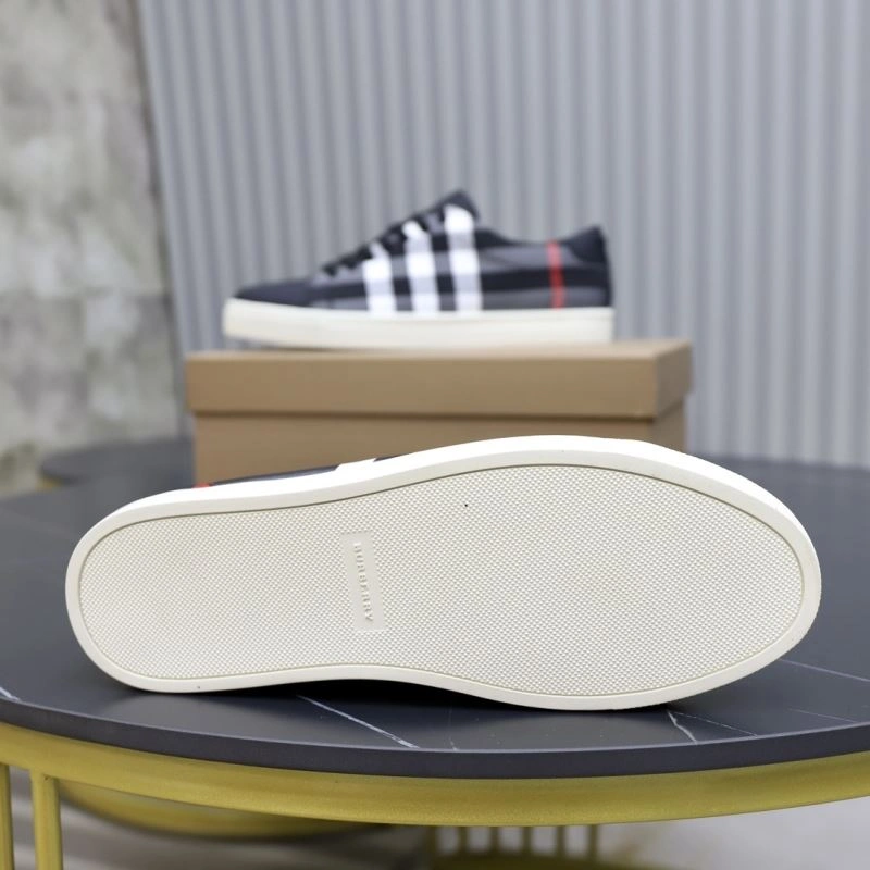 Soft Bxrbxrry Sneakers 115671