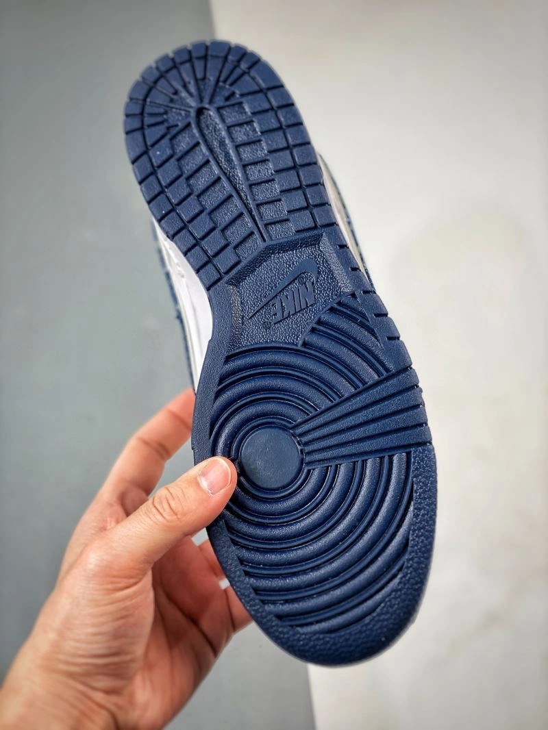 Modern Nxkx Sneakers 200322