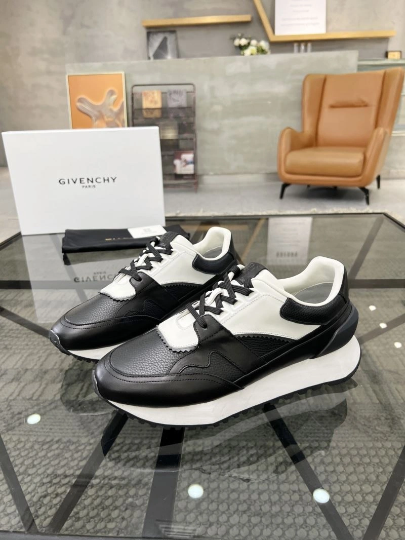 Gxvxnchy Sneakers Bright 154782