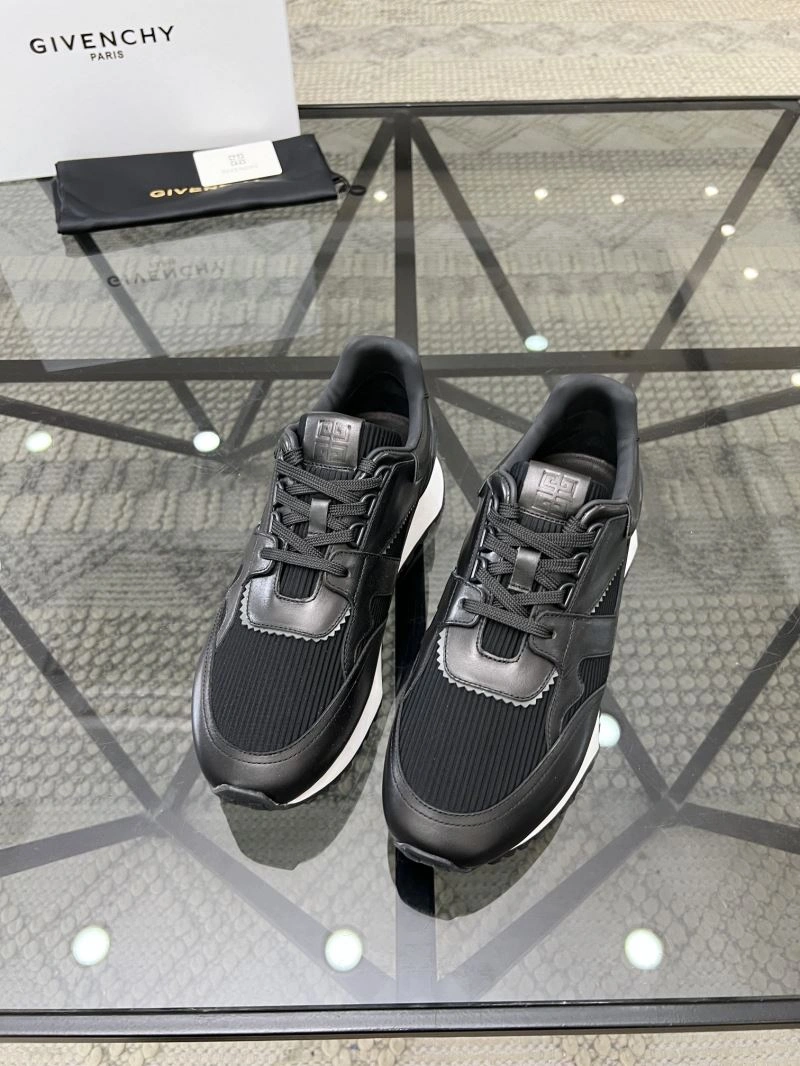 Gxvxnchy Sneakers Practical 154776