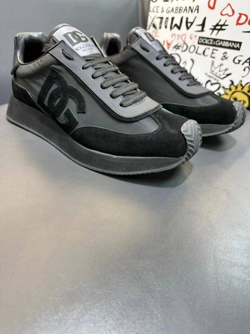 Unique Dolce & Gabbana Sneakers 146785