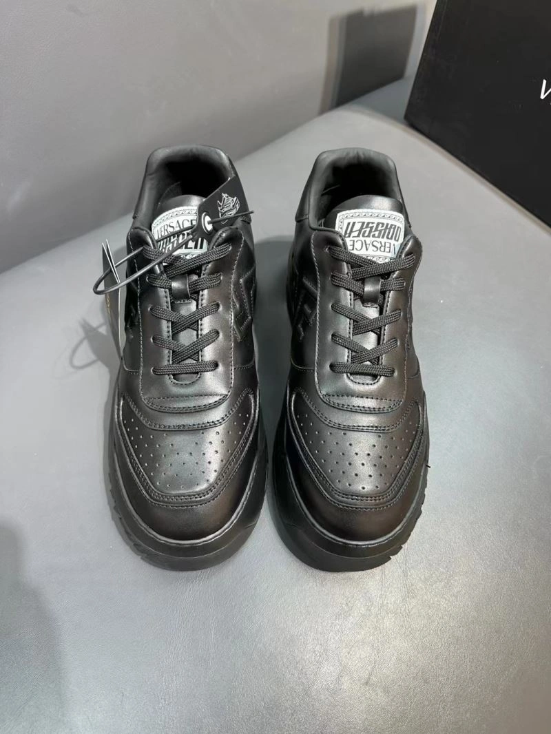 DailyWear Gxvxnchy Sneakers 154771