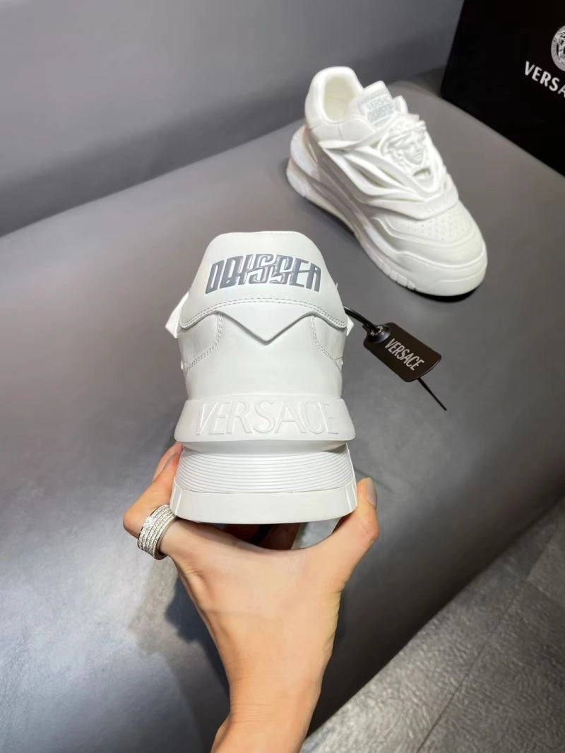 Reliable Gxvxnchy Sneakers 154759