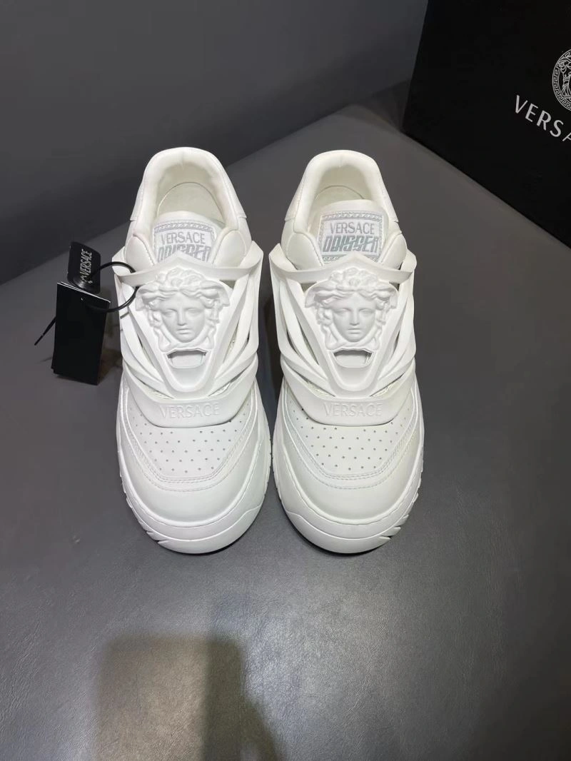 Reliable Gxvxnchy Sneakers 154759