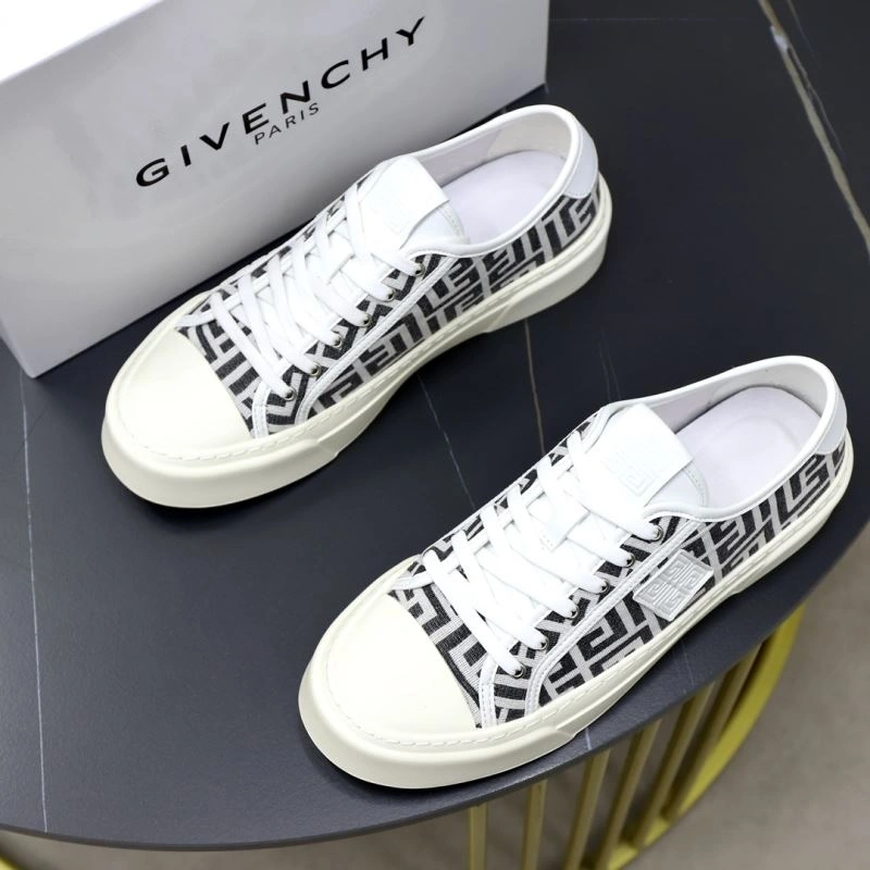 Gxvxnchy Sneakers Functional 154766