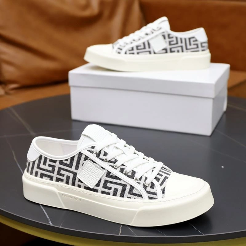 Gxvxnchy Sneakers Functional 154766