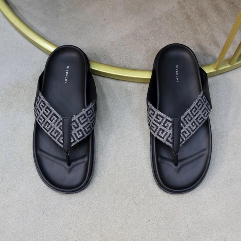 Gxvxnchy Slippers Functional 154953