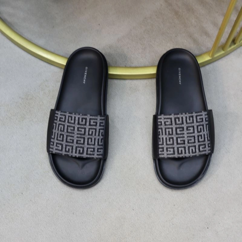Minimalist Gxvxnchy Slippers 154952