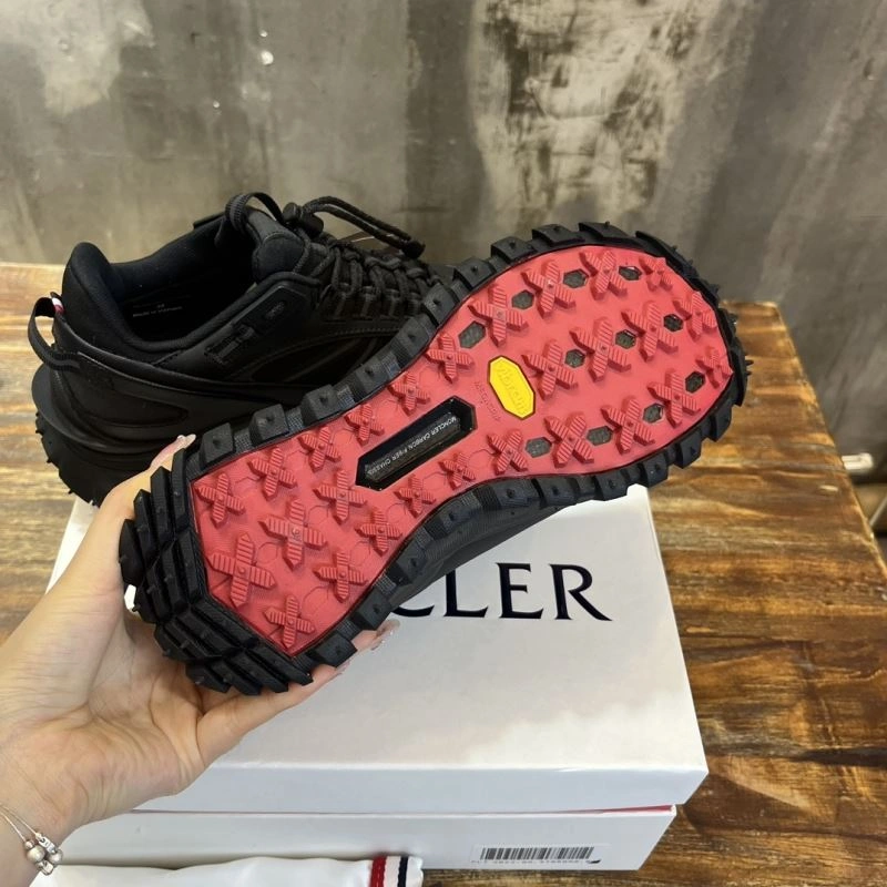 Mxnclxr Sneakers Bold 197710