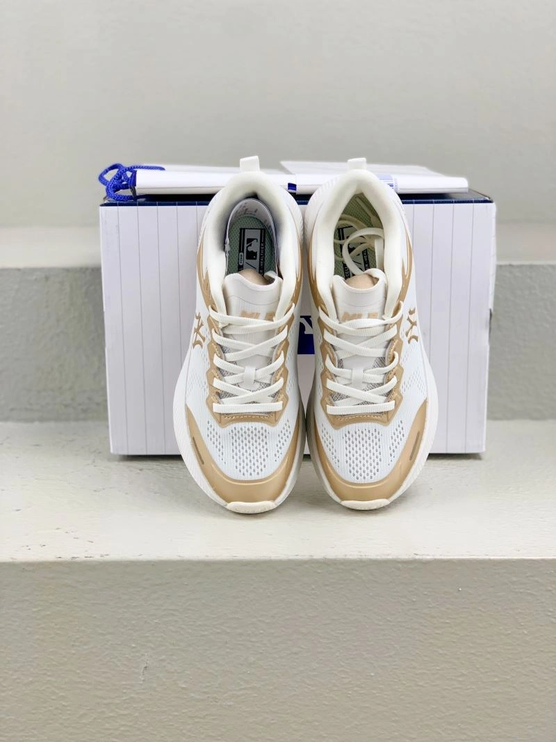 Stylish Gxccx Sneakers 166723