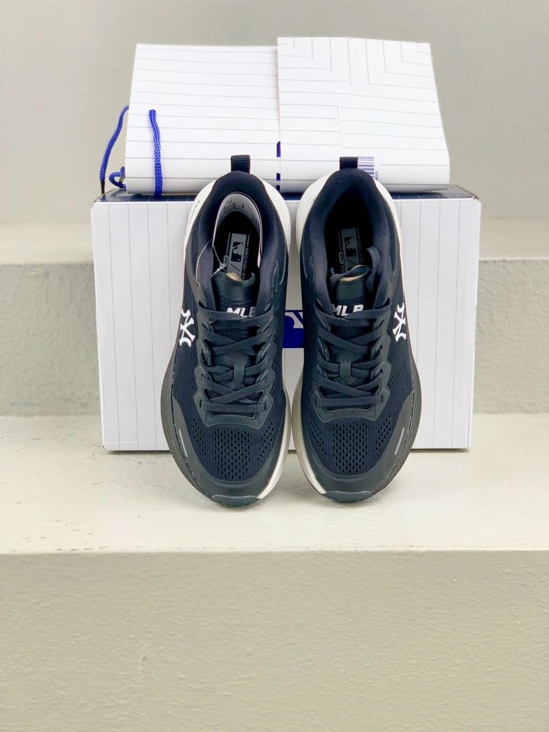 Popular Gxccx Sneakers 166721