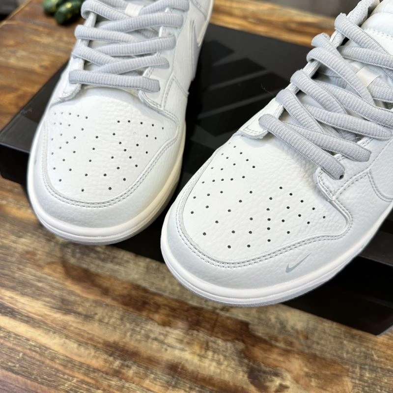 Lightweight Nxkx Sneakers 200277